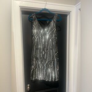 Beaded glamor mini dress